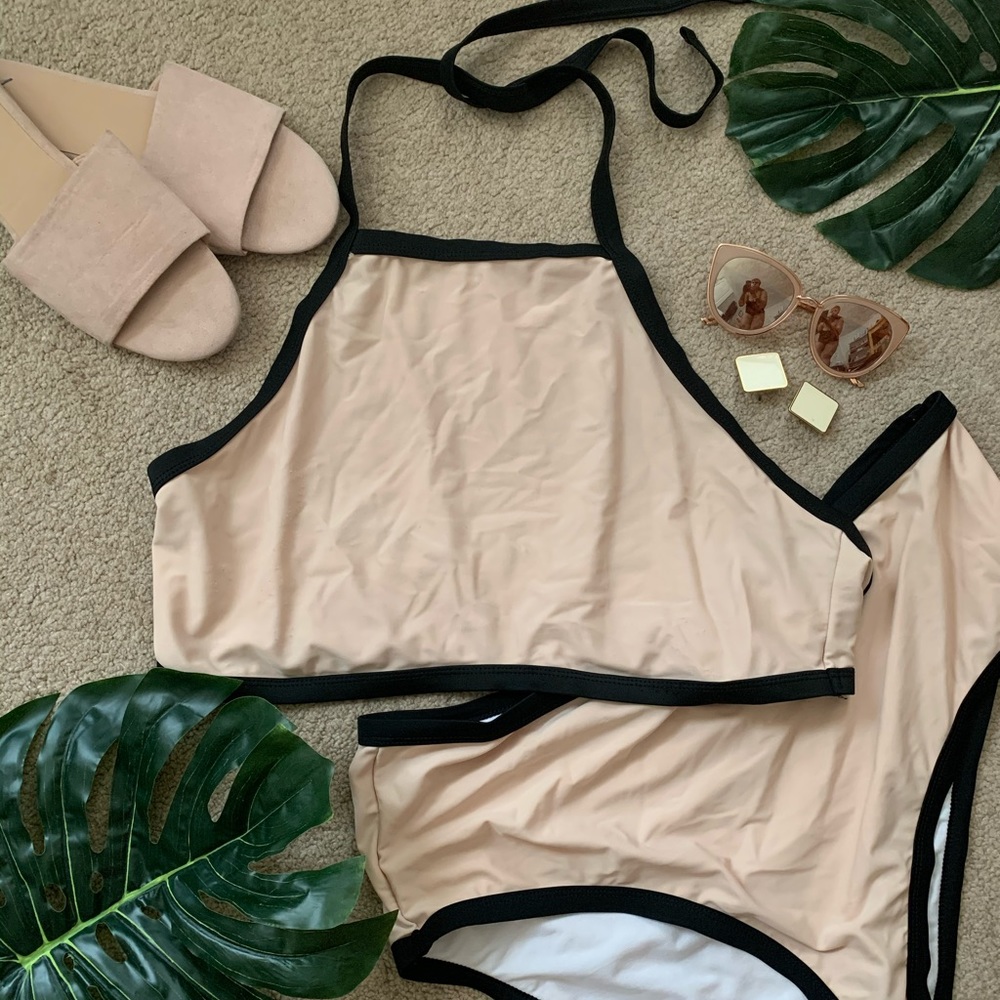 Contrast high waist two piece swimsuit